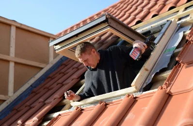 Pose de fenêtres de toit Velux à Urcerey